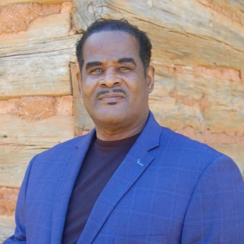 headshot of Leonard Law